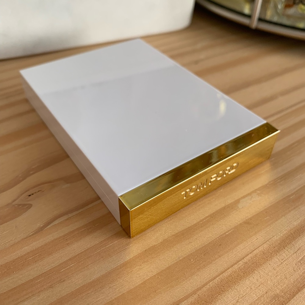 TOM FORD SOLEIL ET NEIGE QUAD